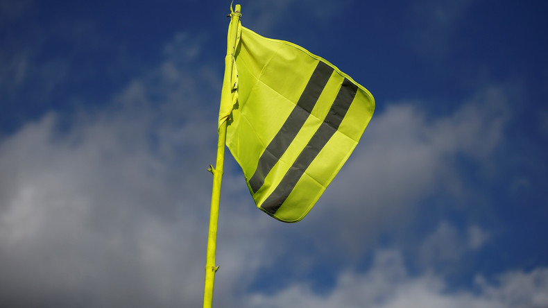 RTenfrancais's tweet photo. A #Nantes également, la manifestation a commencé. Selon #Linepress, de nombreux #blackblocs seraient présents.
#Acte26 #Giletsjaunes #ActeXXVI
⚡️ EN CONTINU :
➡️ https://t.co/cPDGPDa7MP https://t.co/Ac06pcm2V6