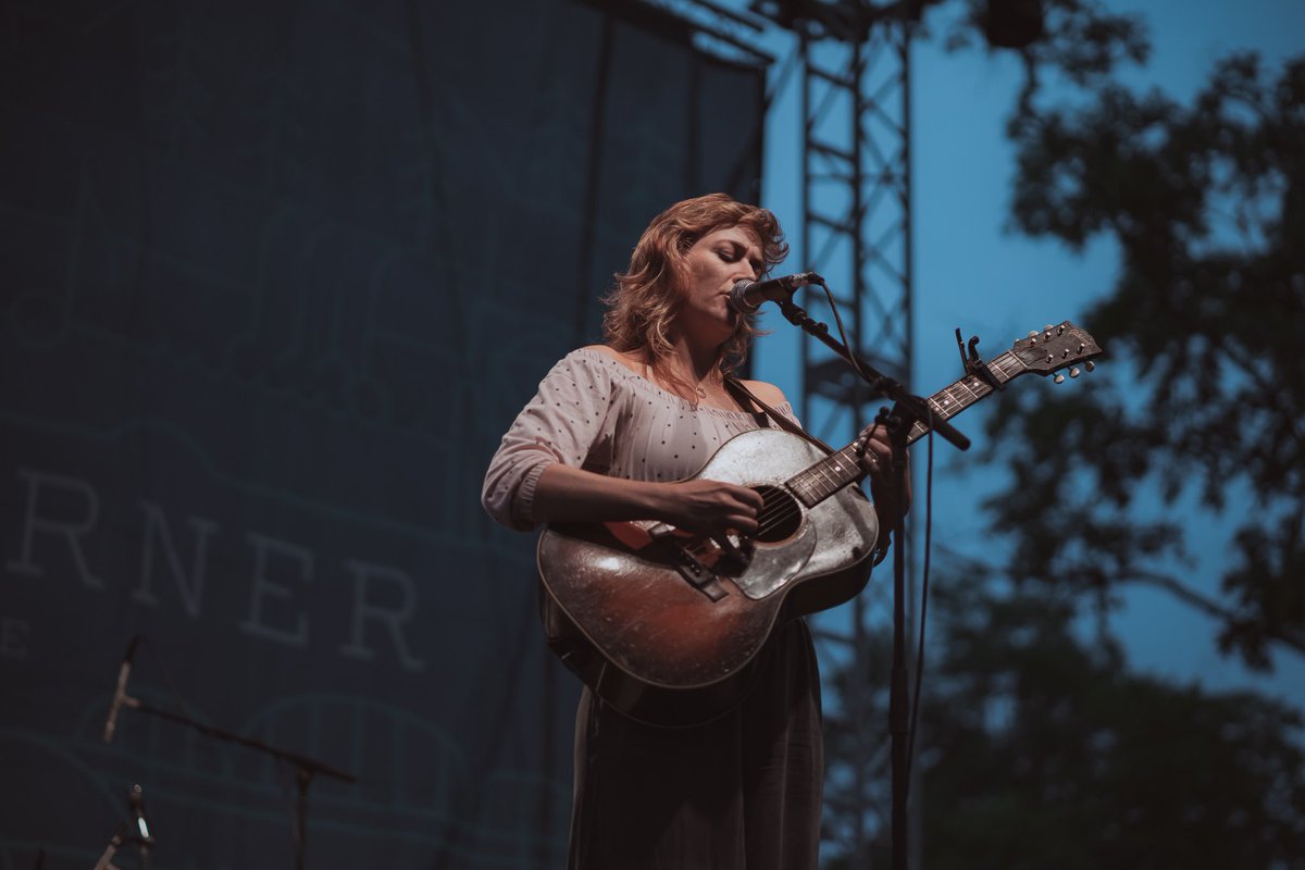 MusCornerNash's tweet photo. Thank you for an incredible first evening of our tenth season of @MusCornerNash!

We are back today in #CentennialPark for more free live music from @LanghorneSlim, @beccamancari, @jasoneskridge and More! The show starts at noon.

Photos by: Lindsey Patkos &amp; Shayne Jacopian https://t.co/AMq04y2Rth