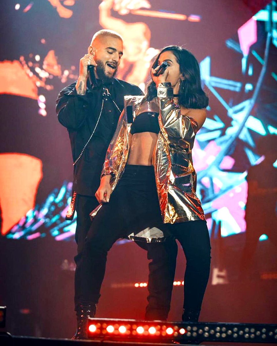 Anitta Online tweet media