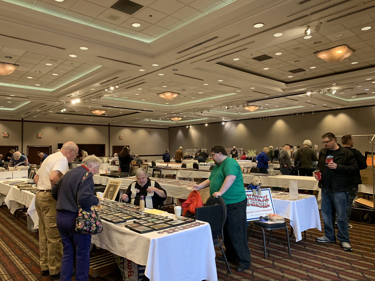 mike_mcquillen's tweet photo. #ButtonMania @APIC_USA @ Sterling Heights, Michigan - Wyndham Hotel today until 3pm. Political Campaign Buttons & Memorabilia galore! $4 adm, free parking. @GOP @DNC #PoliticalParade.com https://t.co/hNE5RgptfJ