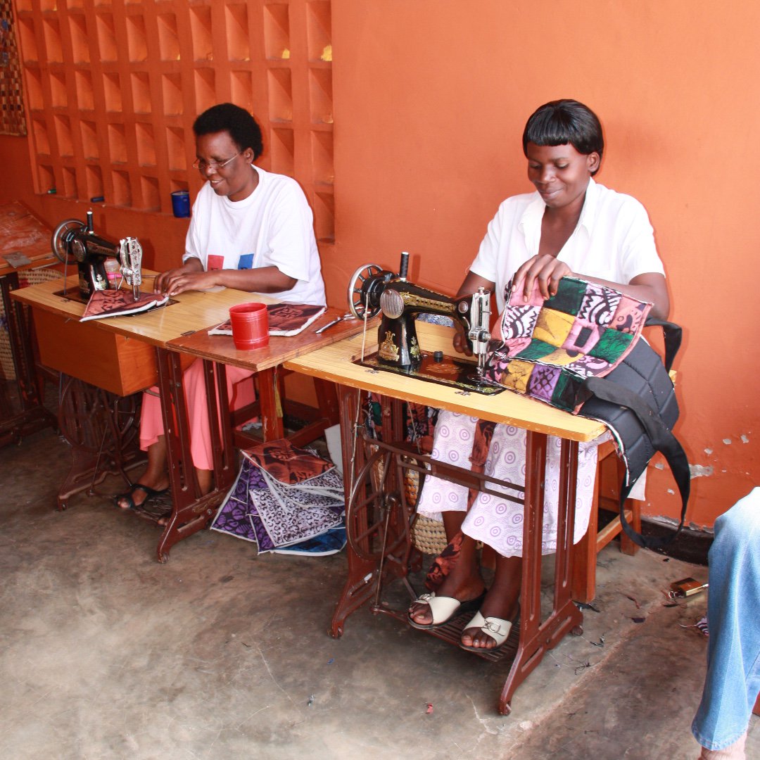 So exciting to see how much Fair Trade has grown over the last eleven years that we have been actively involved.  Happy World Fair Trade everyone.  You are changing lives. 

#worldfairtradeday #fairtrade #changinglives