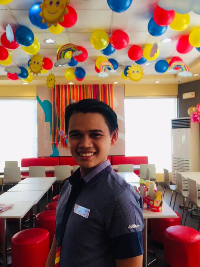 mishkd_'s tweet photo. Hopeless romantic but still living a colorful life 🌈 #LabanPuso #awesoME #KayaPa #WalangPoreber https://t.co/7Pdcz9COAA