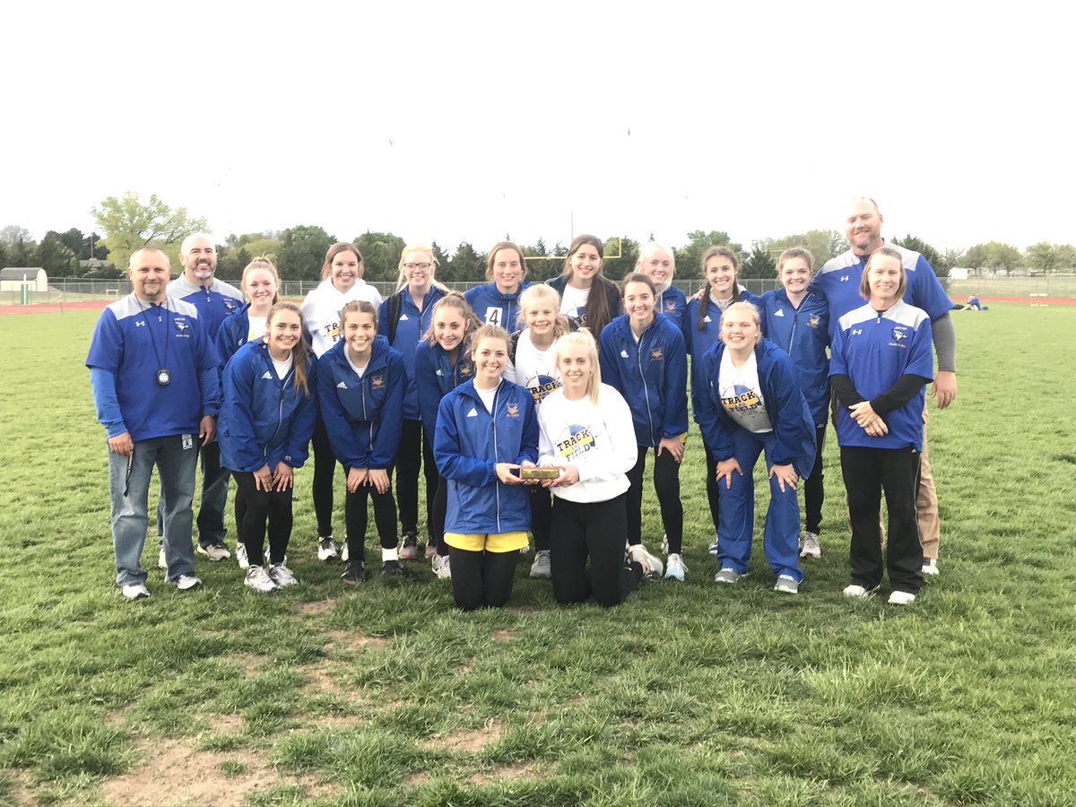 BlueJCoachJones's tweet photo. Great job and Great team effort - 2019 Girls MCL Team Champions - PROUD OF YOU! #BLUEJAYSTOGETHER https://t.co/8iaMZpNKfS