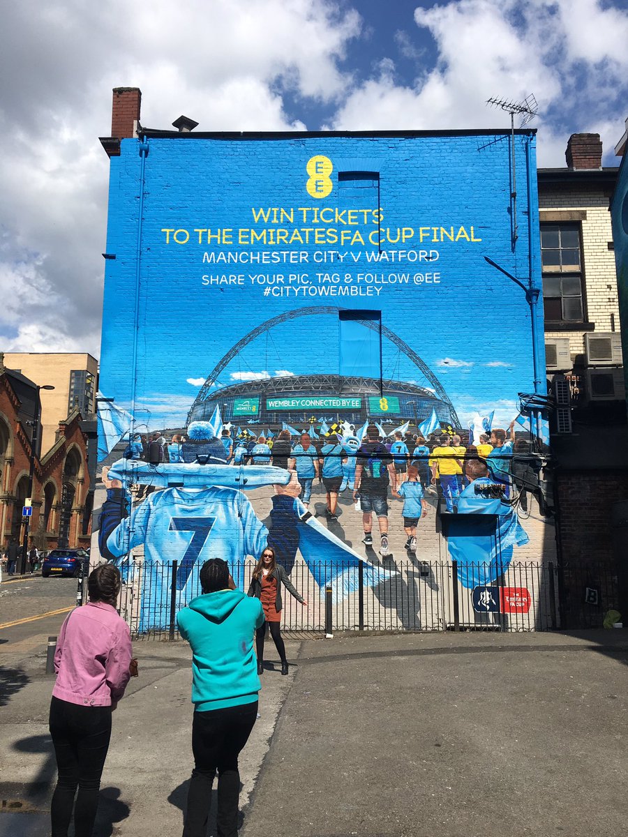 Thidsouza's tweet photo. #citytowembley @EE https://t.co/zfIEdRglGs