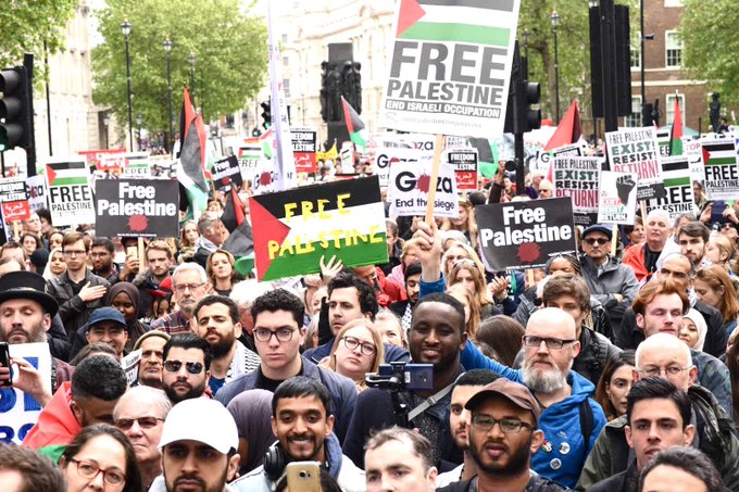 View image on Twitter