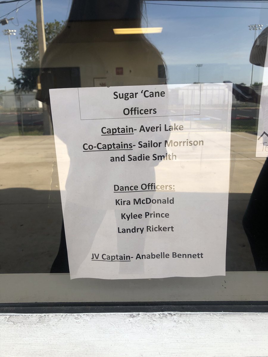 CanesMhs's tweet photo. heyo!! HUGE CONGRATS 2 our 2019-2020 sugar’cane team!!!❤️💙❤️💙 so so exited for this year!! #woot #dance #yay #congrats https://t.co/eCIfyyrfuo