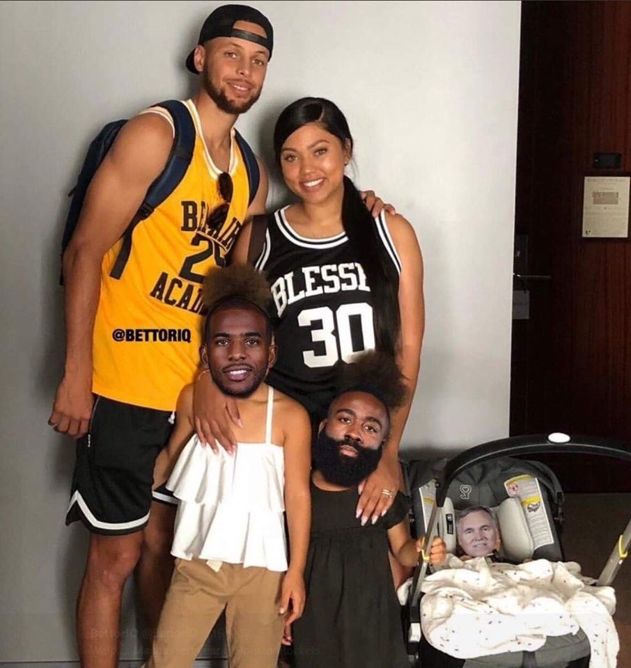 FakeSportsCentr's tweet photo. WHO DID THIS?!?? 🤣🤣🤣💀💀 https://t.co/UieumhwiZw