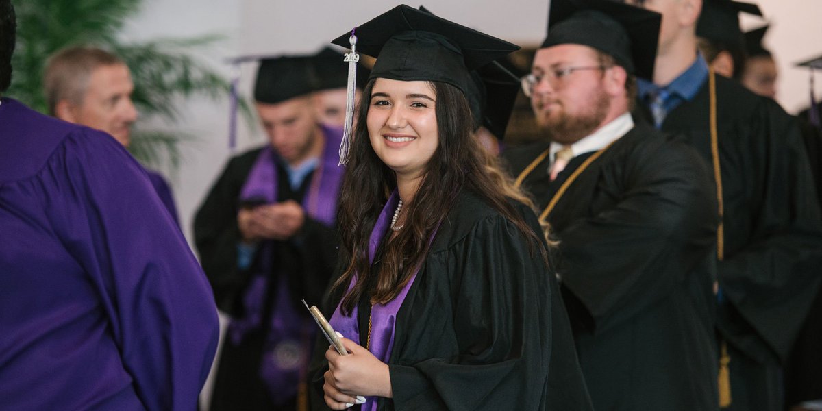 FLPolyU's tweet photo. Forever a Phoenix 🔥

Check out #FLPolyGrad pics from commencement at: https://t.co/x4SSO4DiJQ https://t.co/TZEzYj6YnK