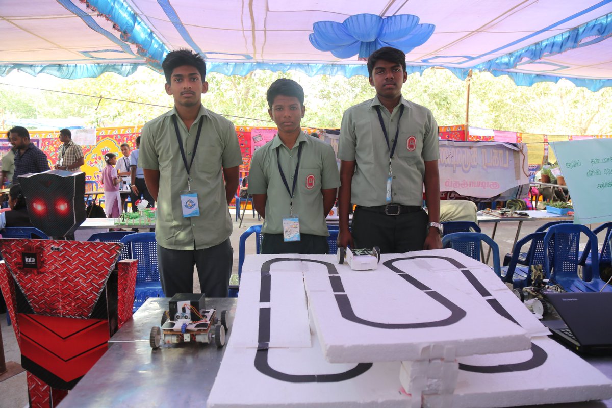 BigGenius2's tweet photo. Ignite India & Big Genius state level Science innovation conference held at Agni College of Technology #sdg #science #innovation #Conference #talenthunt #tnschools #engineering #technology #UN #BigGenius #igniteindia #students https://t.co/9C2NnNfAfR