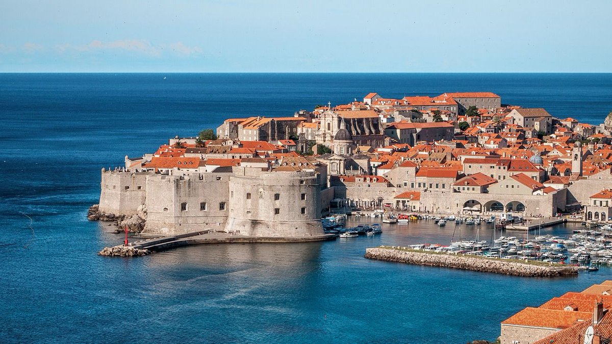 mikefranktc957's tweet photo. Still haven't booked your #summerholiday? Why not visit Croatia - one of this year's top summer destinations! #tcexperience #personaltravelagent #timeforanadventure #holidays #bookmyholiday #travelcounsellors #withusitspersonal #vacationtime https://t.co/MtaGrGoWbR