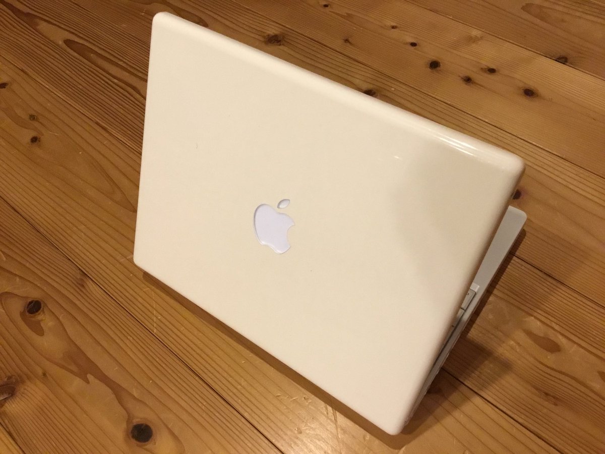 teke3in's tweet photo. iBook G4
ついに念願のG4…!
真っ白なボディは存在感抜群!
G3とはまた違った魅力がある…
#iBookG4 #iBook #iBookG3DualUSB #Mac #Apple https://t.co/Ix24oO5nDS