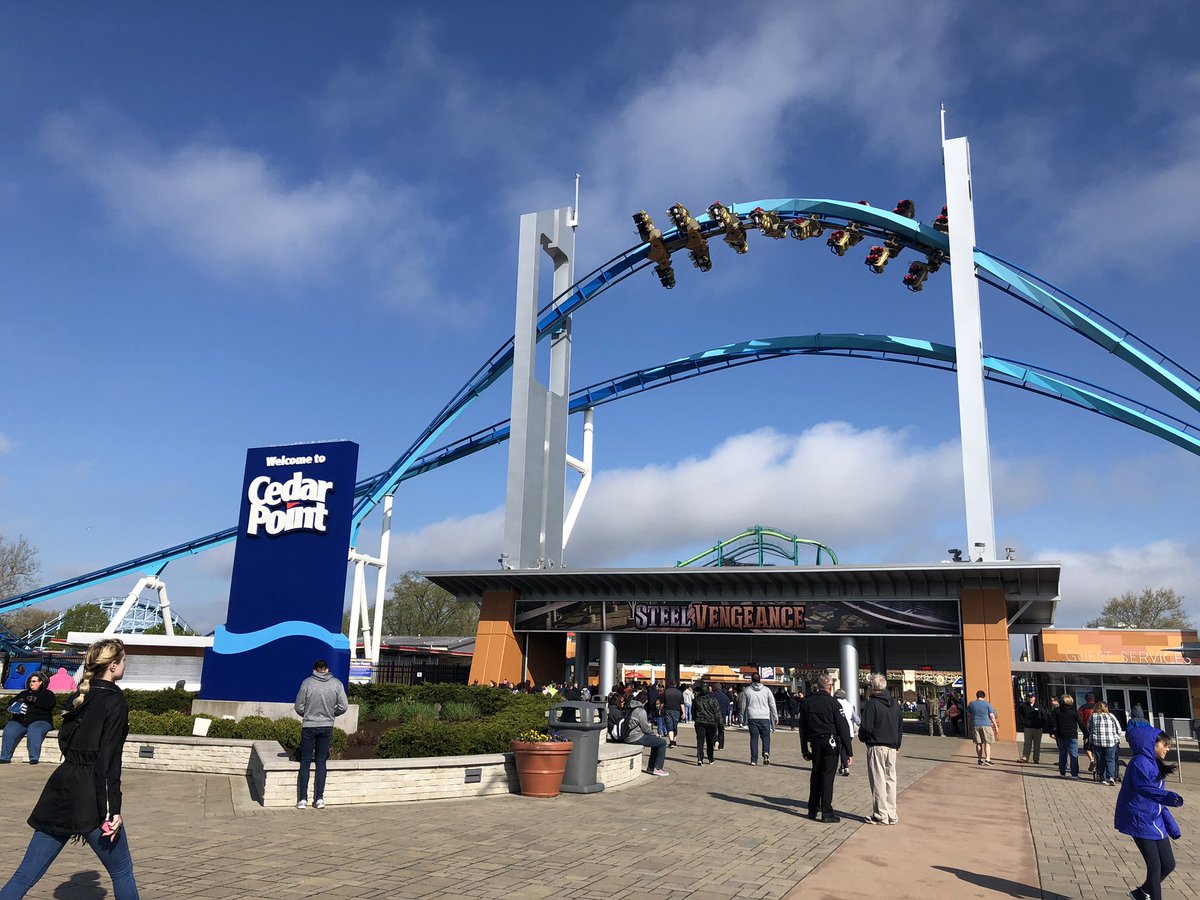 cedarpoint's tweet photo. It’s finally here!!! Happy Opening Day 2019! https://t.co/v0QxCtAi58