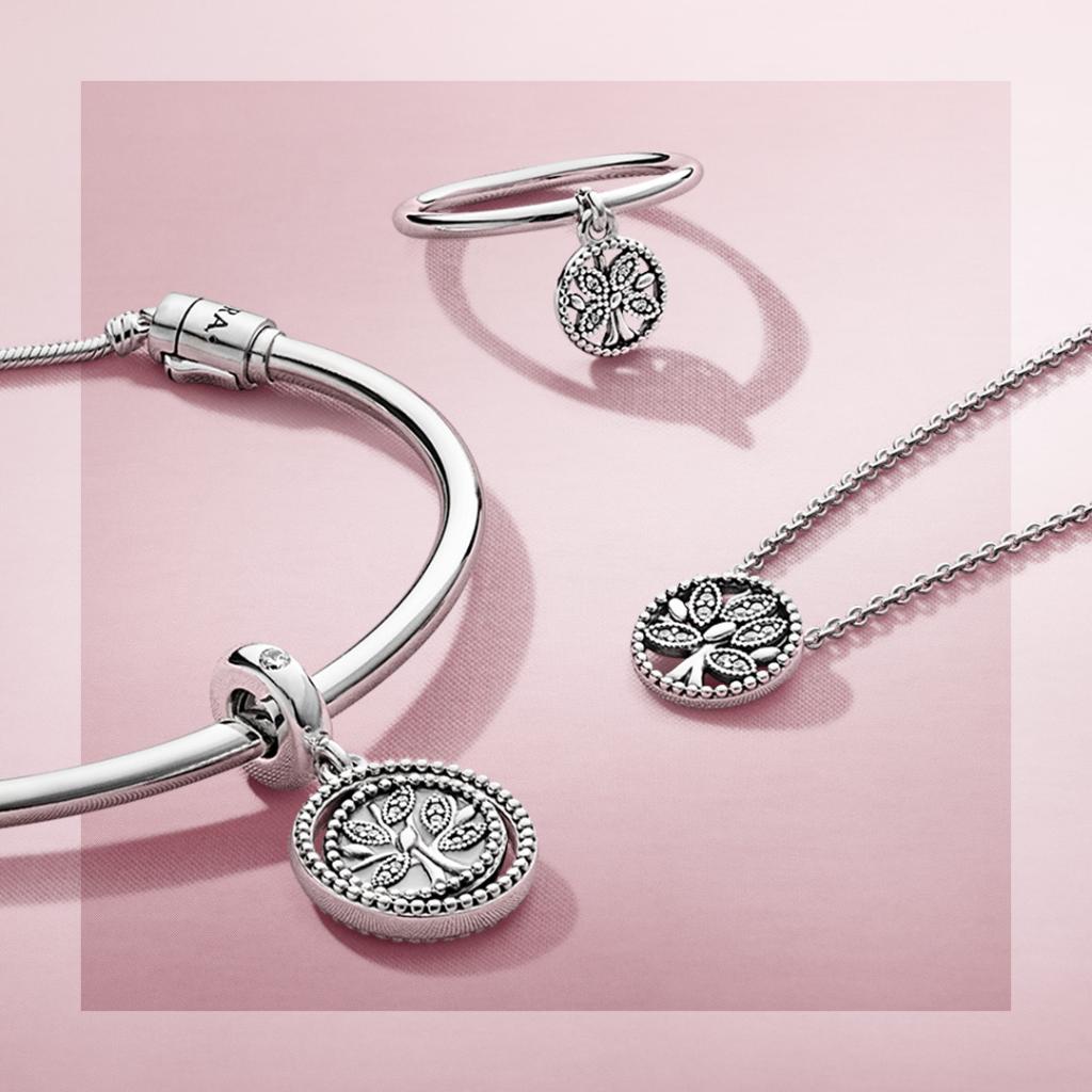 Celebrate Mom with the latest designs from Pandora. Visit us today!  @pandorawestland #Pandorabracelet #Pandoracharms #mothersdaygift #regaloparamama #miamigirl #perfectgift