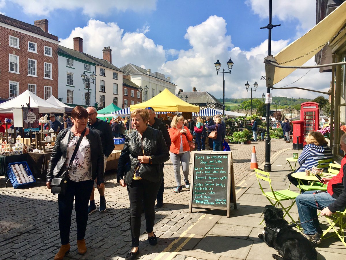 LetsGoLudlow's tweet photo. Ludlow is looking lovely for Festival Day. Have you been yet? @Ludlowfoodfest https://t.co/S0RXUNfinA