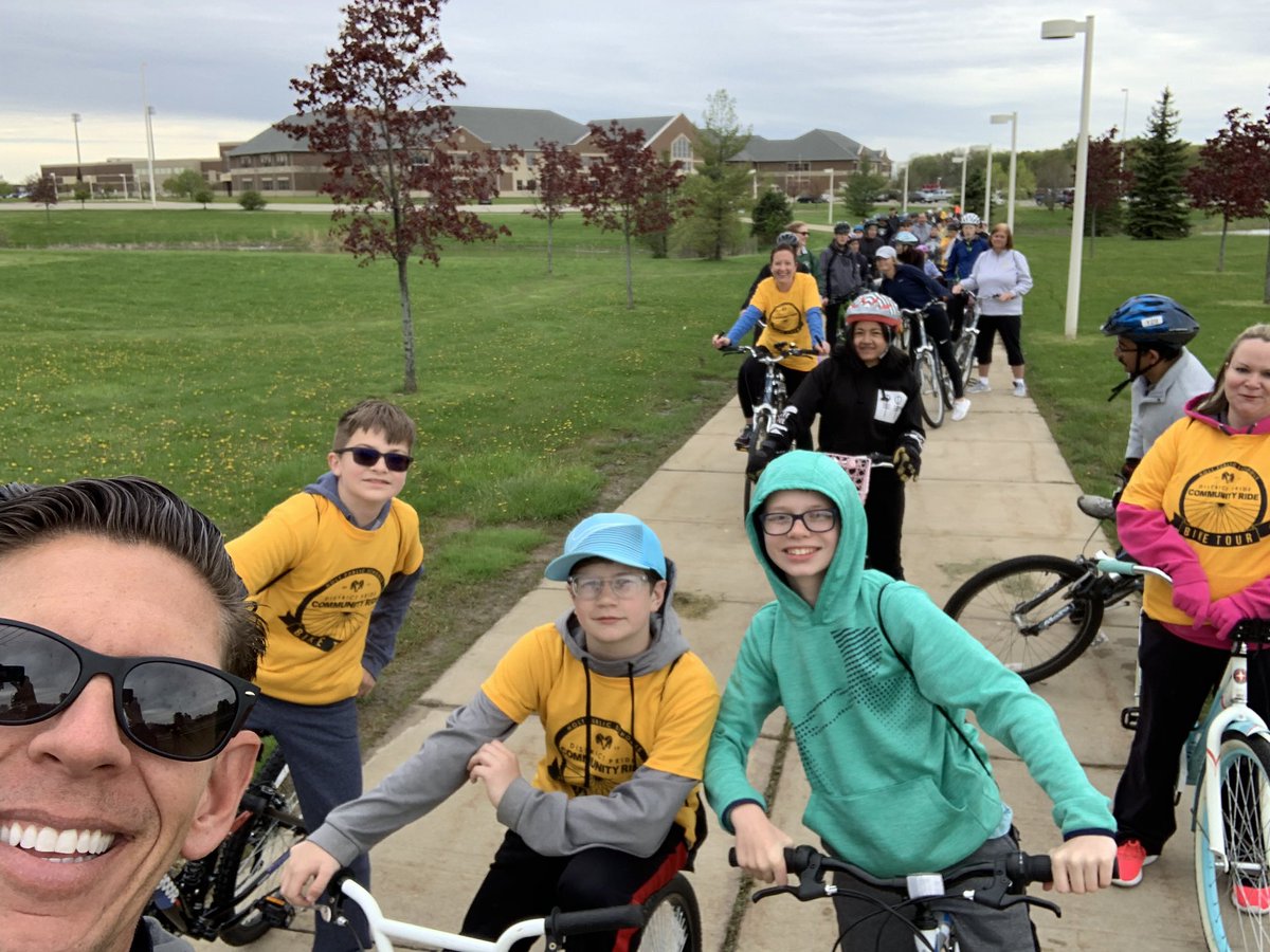 We have a wowwowsuperwow event happening now...swing by Holt High to join the District Pride, Community Ride!  We have tons of riders on the course with one more start time to go at 11am!  #holtramseverywhere