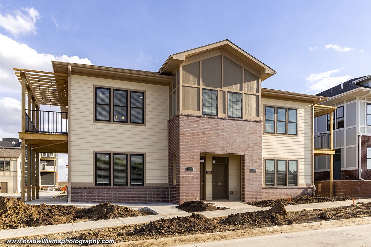 GrowOmaha's tweet photo. Construction is well underway at the #UrbaWaters development in @CityofPapillion next to #PrairieQueen lake. 3/3. #papillion #omaha π·:@bradwphoto https://t.co/BJD6xpAtWl