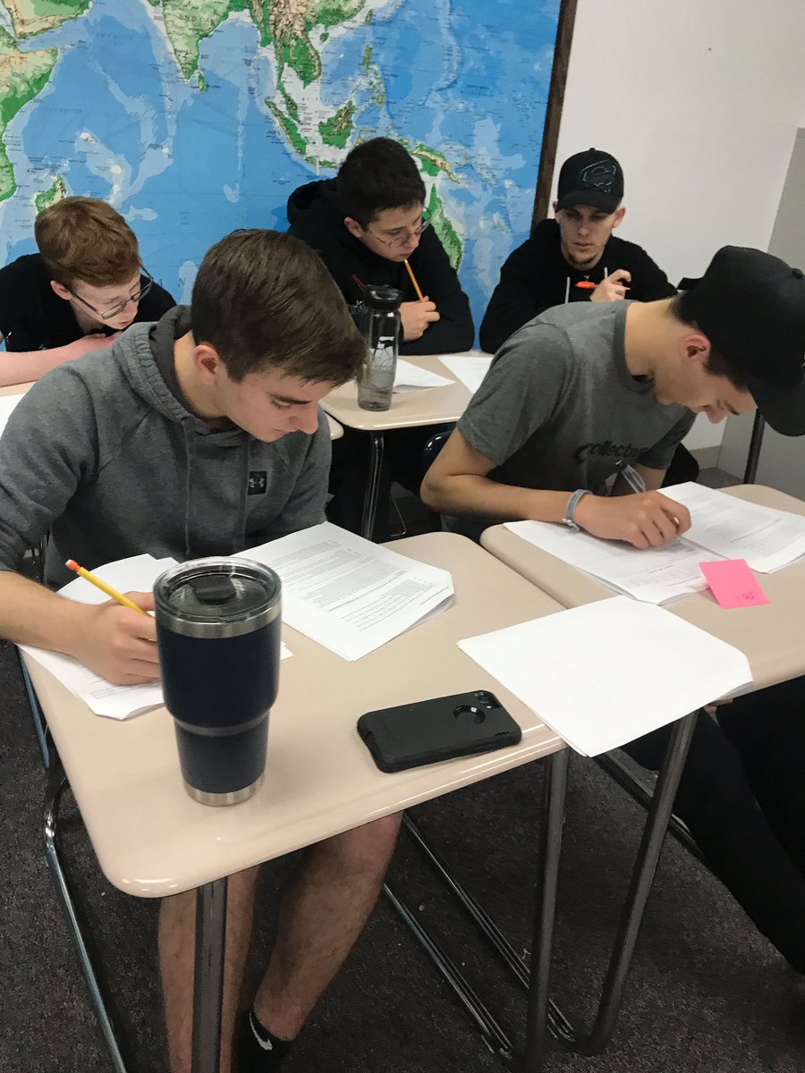 MrsThiessen's tweet photo. Round 1 of WHAP Bootcamp is under way! Great turnout this morning, so much determination! #whap #getafive https://t.co/38QPyiH1YU