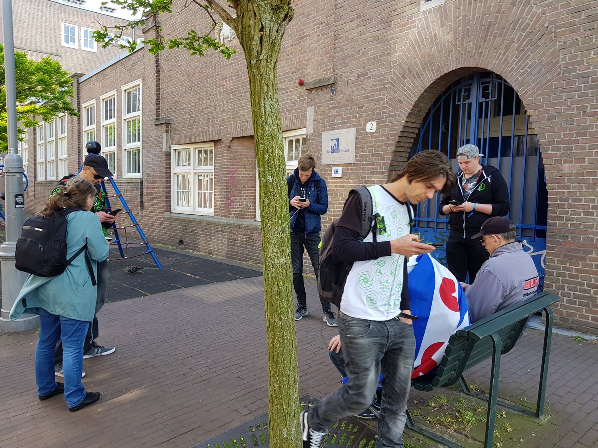 ErisCarrasco's tweet photo. #EmbeddedReporter #AbaddonPrime #Amsterdam
@AmsAbaddonPrime @ResistSpain @ResisteGaliza #ENLteam https://t.co/CuT28Gssrv