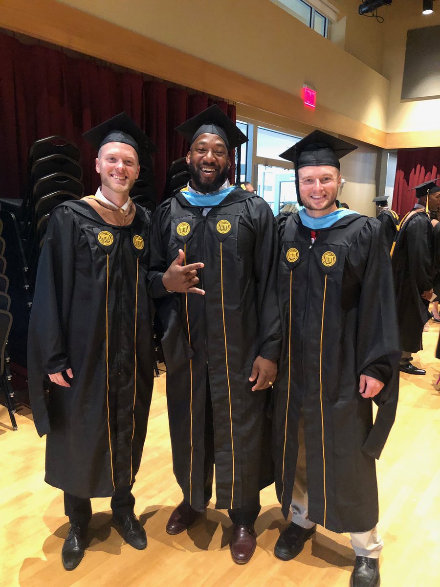 AaronCurry51's tweet photo. @CassellCaptain @evan_nicely my gang #CSL19 https://t.co/m7eL0xiudI