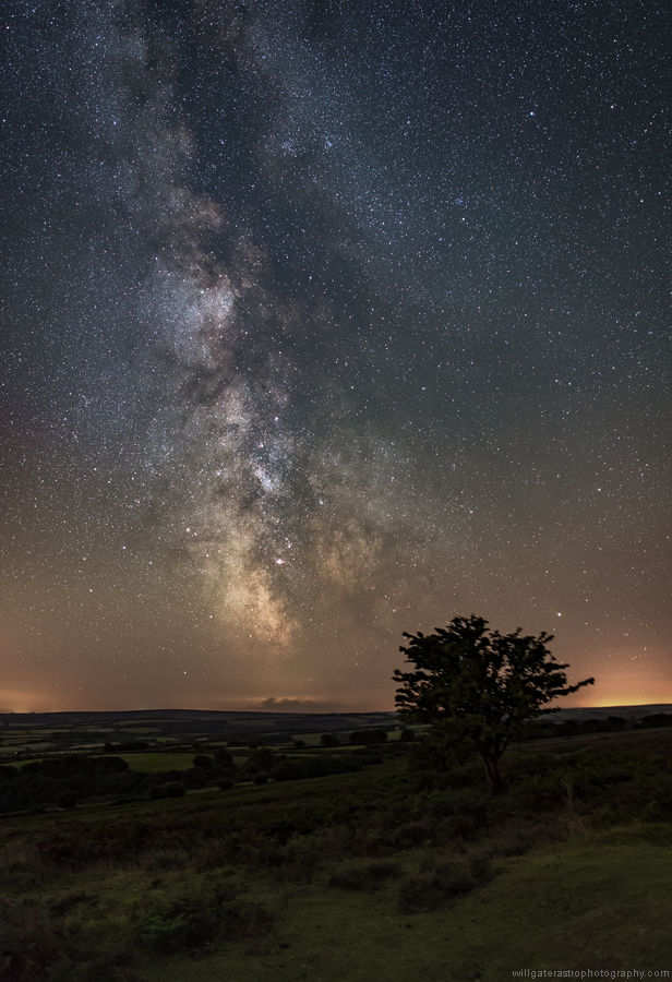 willgater's tweet photo. Happy #SomersetDay all! We're lucky enough to have some of the best dark-sky sites in the UK in the county - let's cherish and protect them! #Somerset #darkskies #astronomy https://t.co/WyrHyaYZ0n
