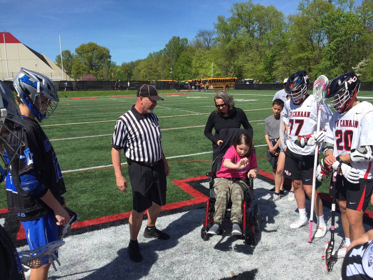 mattbpix's tweet photo. Head referee Lew Socci watches as his daughter Mary Socci flips a coin to start the @NCLacrosse and @BlueWaveLax lacrosse match. Mary is battling #cancer #soccistrong @GameTimeCT #ctblax https://t.co/UA0wxNf602