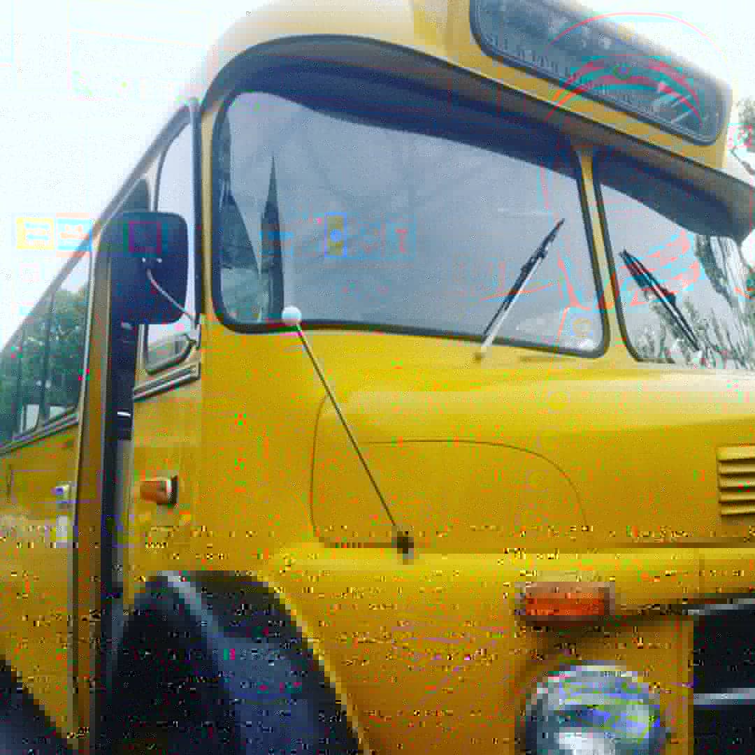 mfk_frankfurt's tweet photo. Die letzte Fahrt mit dem historischen Postbus geht jetzt zu Ende. Wer mehr davon möchte, der kann den Postbus nächste Woche im Sammlungsdepot Heusenstamm besuchen - zum Int. Museumstag https://t.co/OCd1jGJ5U2 #imt2019 #ndmffm #nachtdermuseen https://t.co/gxqrmkrPkp