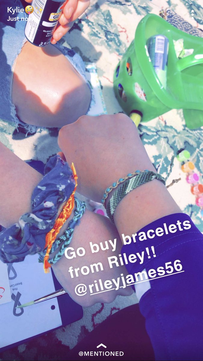 goodvibesclub1's tweet photo. Come buy friendship bracelets today at relay!!!! https://t.co/vbaiJj8RoX