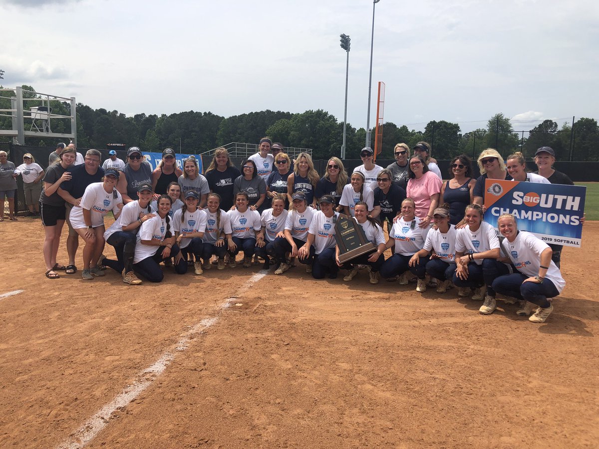 Longwood Softball Camps
