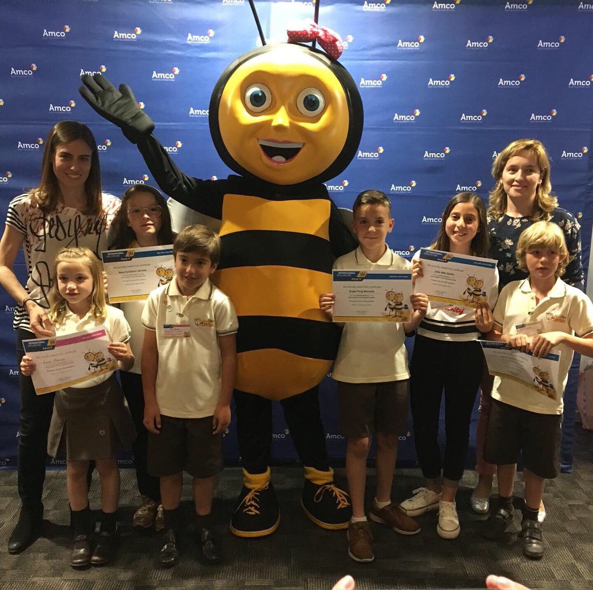 CarmelitasOnda's tweet photo. Gran final internacional en Madrid! VII Spelling Bee @amco_iberia orgullosos dels nostres representants i dels seus resultats 💪🏼 Súpeeer!😊 #AlumnesCarmelites #Pau #Laia #Neus #spellingbee #carmelitasonda https://t.co/s9NjA7qAGv