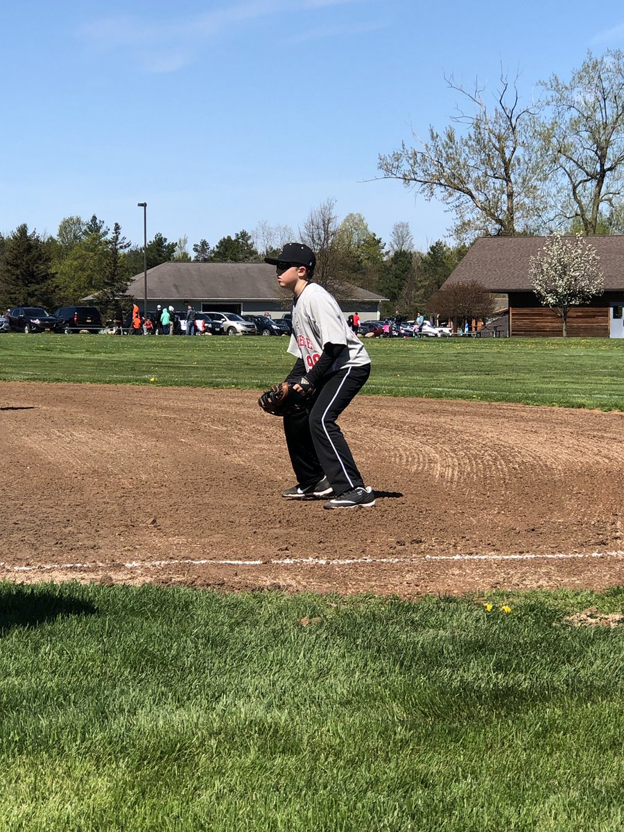 JKThompson5's tweet photo. When I’m not at basketball I LOVE watching Shane play baseball. Outdoor air (little chilly today), sunshine, grilled food... #allAmerican #Americaspastime #baseballmom #my99 https://t.co/rZyScPAS9F