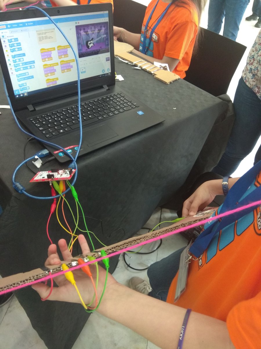 Artic Educación tweet media