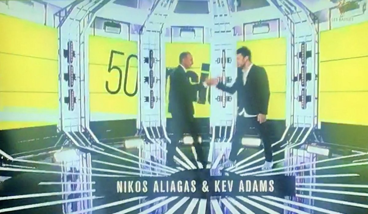 LaLifeDeSoso's tweet photo. C’est partiiii pour @50inside 👌🏼 #CESTNOW ‼️ @nikosaliagas ☺️ Avec à la co-animation @kevadamsss qui réalise ce soir son rêve d’enfant ‼️ C’est mignoooon 😂😍 #50mninside ❤️ https://t.co/4F7ql1PHGH