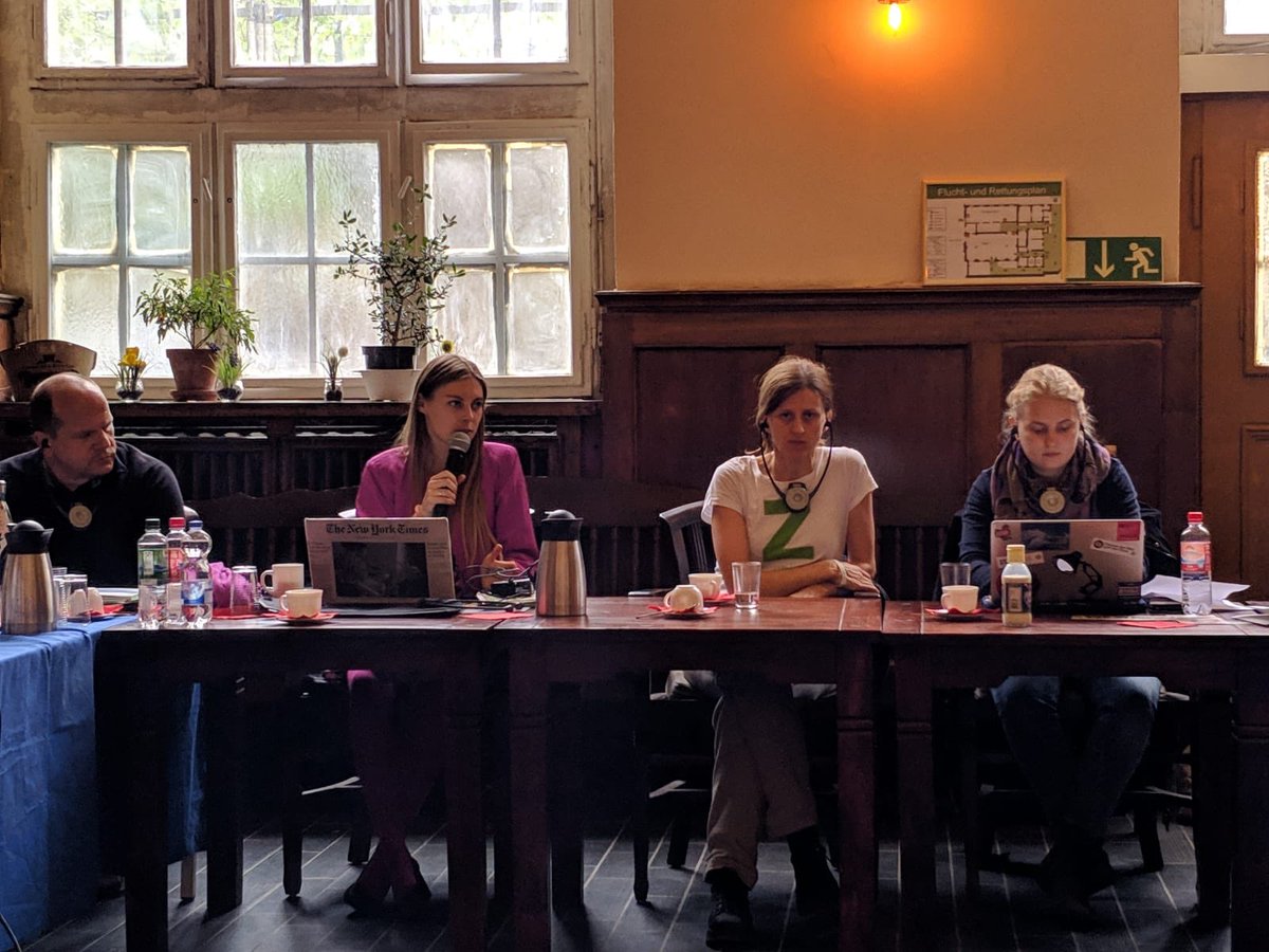 RokickaJulia's tweet photo. Debata podczas #Europaforum nt. #energia. Odchodzenie od węgla przy stopniowym tworzeniu nowych miejsc pracy oraz energetyce obywatelskiej #oze #energetyka #zielonerosnie #goRokicka #wybory #WielkiWybór #PrzyszłośćPolski #rozwoj #zdrowie #zyski #srodowisko #polska #uniaeuropejska https://t.co/Kleevk4wed