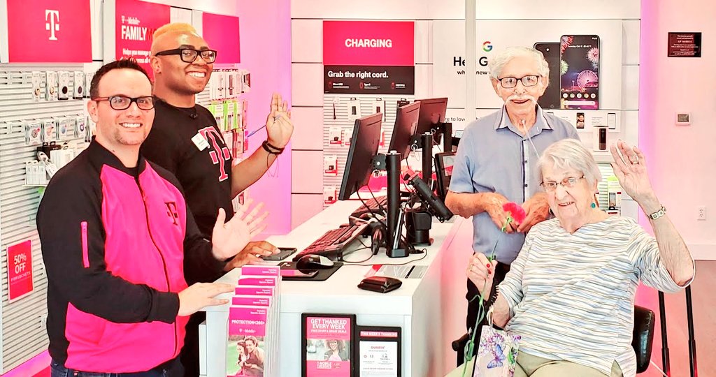 Stop by this Mother's Day weekend and let us brighten your day with #Flowers, #smiles, and the best #Uncarrier experience we can provide! @dustinknapp @mariogomezgp @Carlitos3b @GPMobileTPR @ChadfromG @VisaFromGP @EvyFromGP @KhiannyGP @JakefromGP #WinningonPurpose #gpgoingplaces