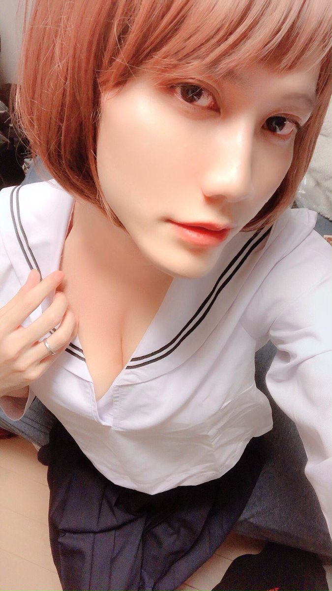 みかんくん Twitter પર 夜中にごめんなさい 嫁の頼んだおっぱいneoが届いて一番盛り上がってたの僕です 嫁も喜んでましたが だってすごくないですか おっぱいあるだけでこんなに女の子っぽく見えるんですよ ちなみにすっぴんでやってますので