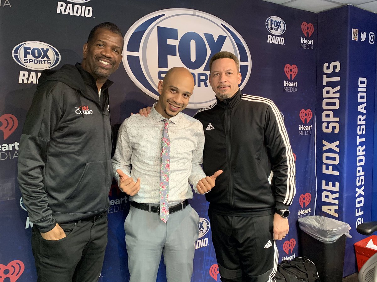TatesTakeHoops's tweet photo. thanks to @RobParkerFS1 & @Chris_Broussard 2 of the kindest guys Iβve met in this biz & treated me like a brother. #theoddcouple #tatestakeover #dreamchasers #turningdreamsintoreality #ownthestage #aim2win #pursuitofhappiness #foxsportsradio @foxsportsradio @foxsports π§π£ππ» https://t.co/k0EH9IJmS1
