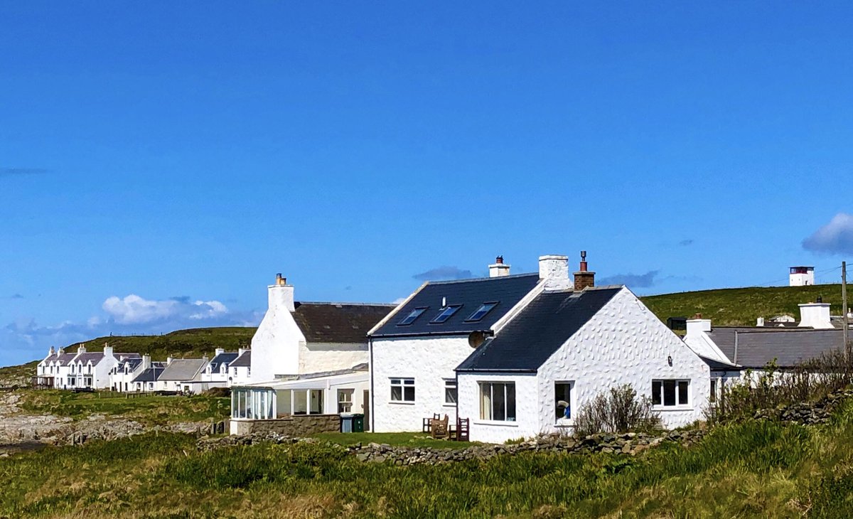 OrsayHouse's tweet photo. #postcardsfromportnahaven 
And another sunny day on #islay
 #thisisscotland #thisisislay #argyllandbute #argyllsecretcoast  #islayblog #islayjura #ScotlandIsNow https://t.co/3XUZd0sKme