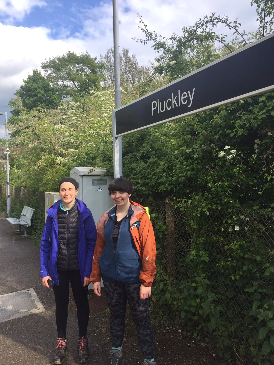 TheWIWalks's tweet photo. Today’s figure of 8 walk around #Puckley in Kent took in sheep herding, the Ma and Pop’s Farm in The Darling Buds of May and quaffing the local beer @WomensInstitute @N1_WI @MFWI https://t.co/Za1ZGG1i15