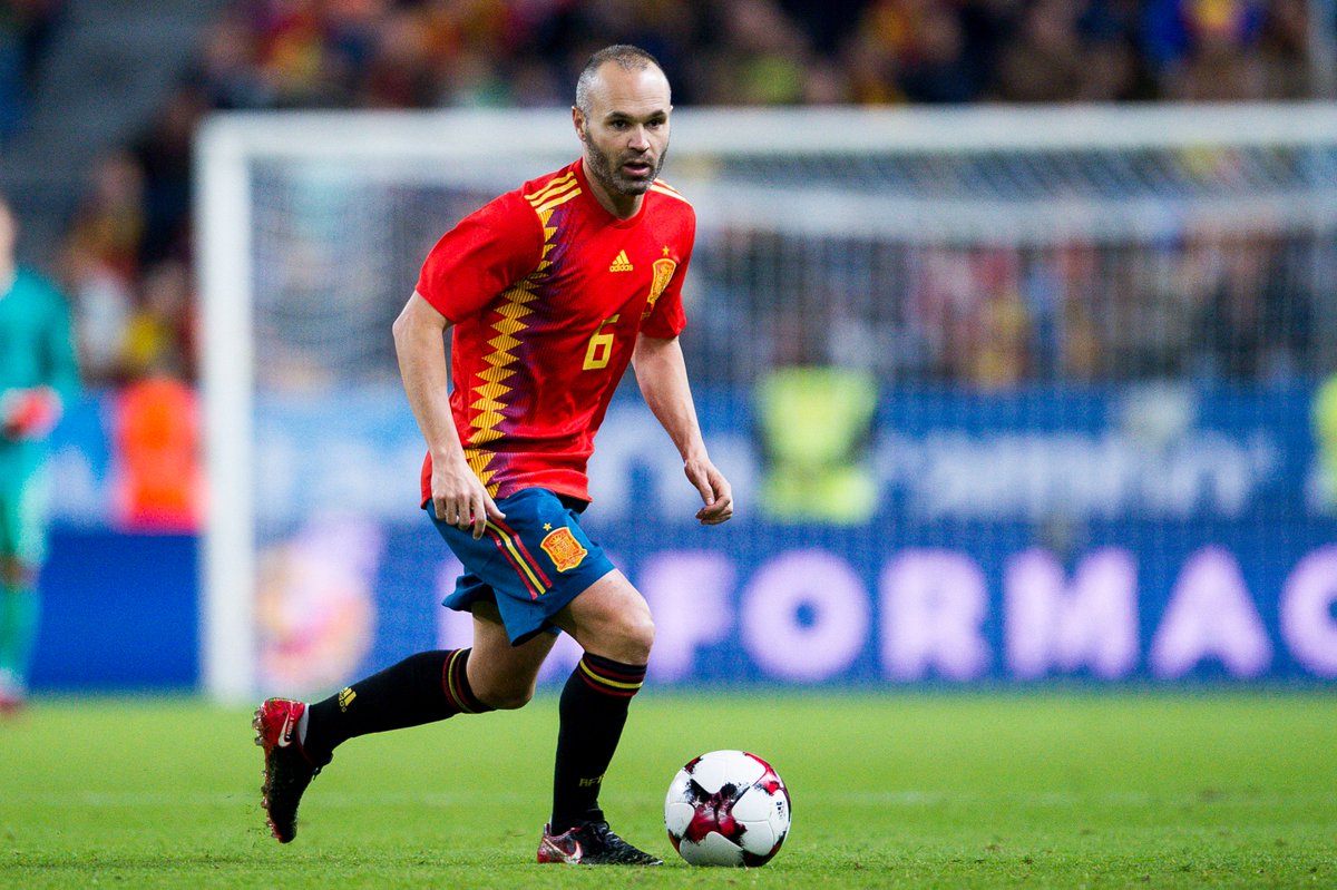 topeleven's tweet photo. A true midfield maestro! Happy Birthday @andresiniesta8! 🎉🎂 https://t.co/pjPQU2iagB