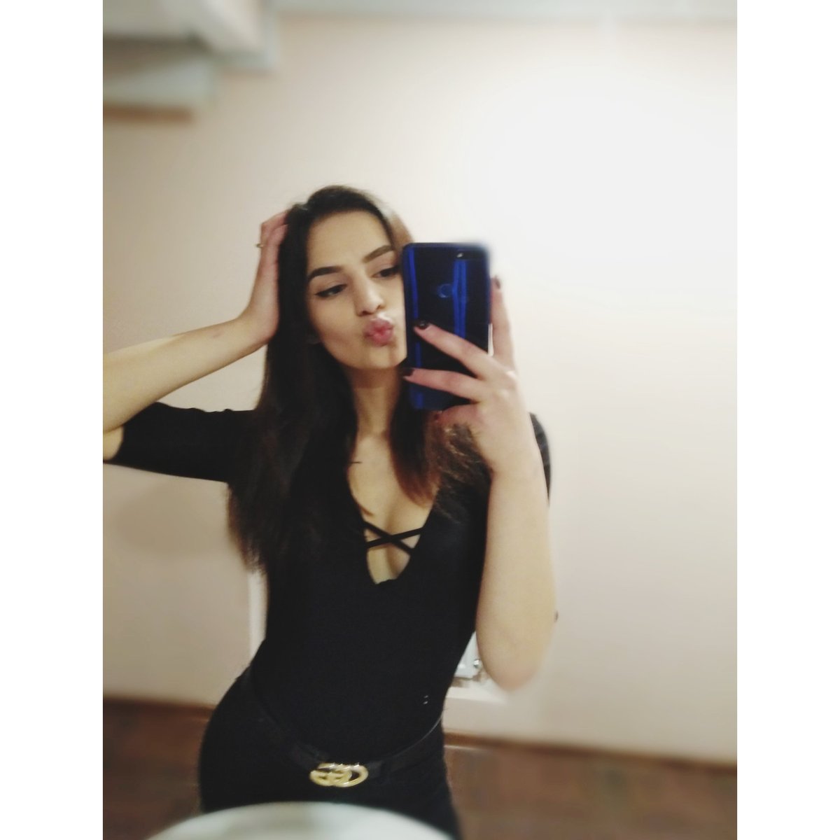 li_bondar's tweet photo. В Твиттере чисто маякую фоточкой и больше не захожу https://t.co/QH6X0wTZkc