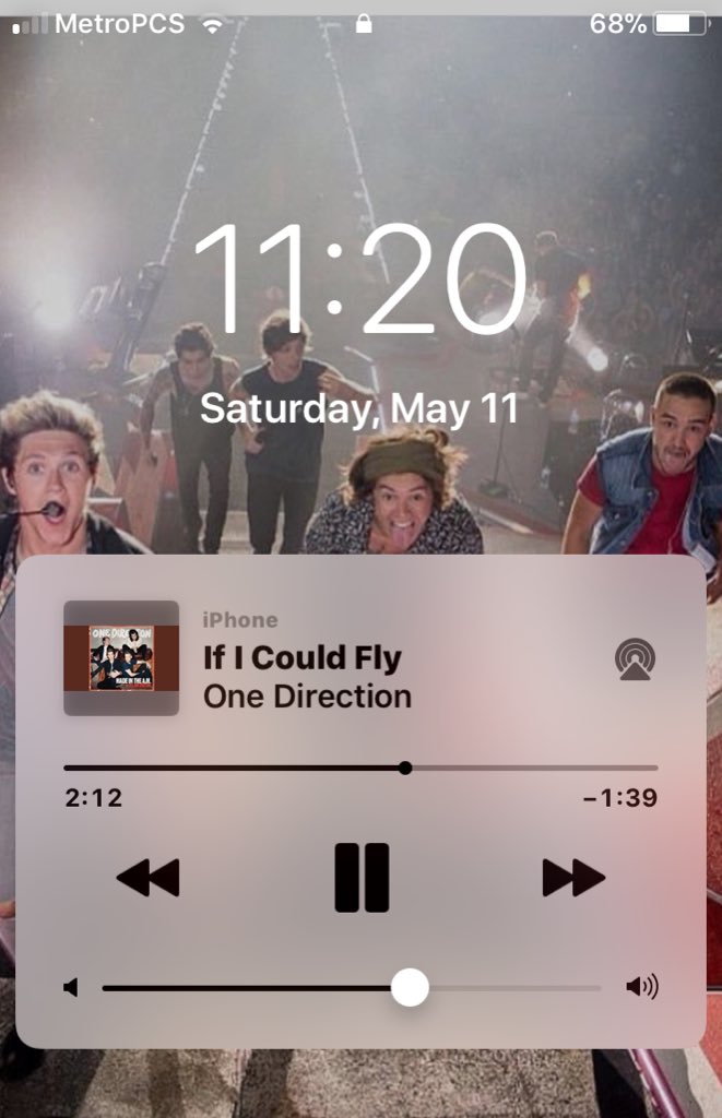 bugbug285's tweet image. These will forever be my favorite boys ! 💞 #onedirection “for your eyes only I show you my heart for when your lonely and forget who you are” 🤯💞💞