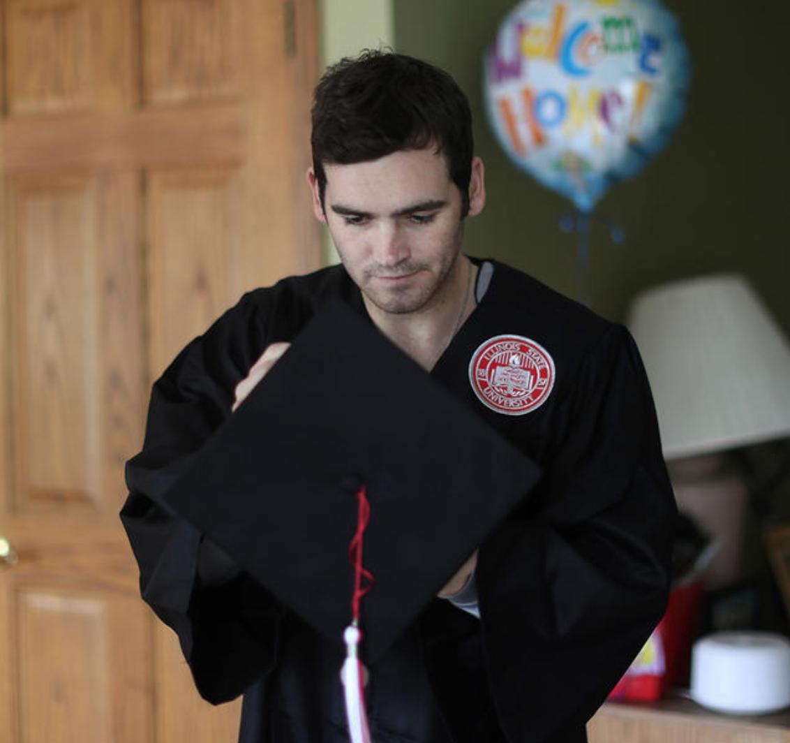 chicagotribune's tweet photo. After he went into cardiac arrest, friends saved him with CPR. Three weeks later — today — he’s graduating from @IllinoisStateU. https://t.co/WngllALGZZ https://t.co/PkkYuN5CHW