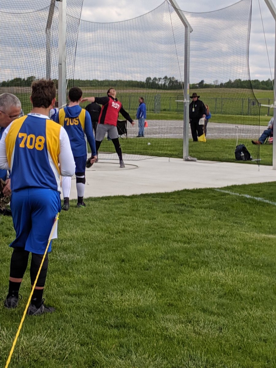 Blaine Castle achieves second place in the discuss.