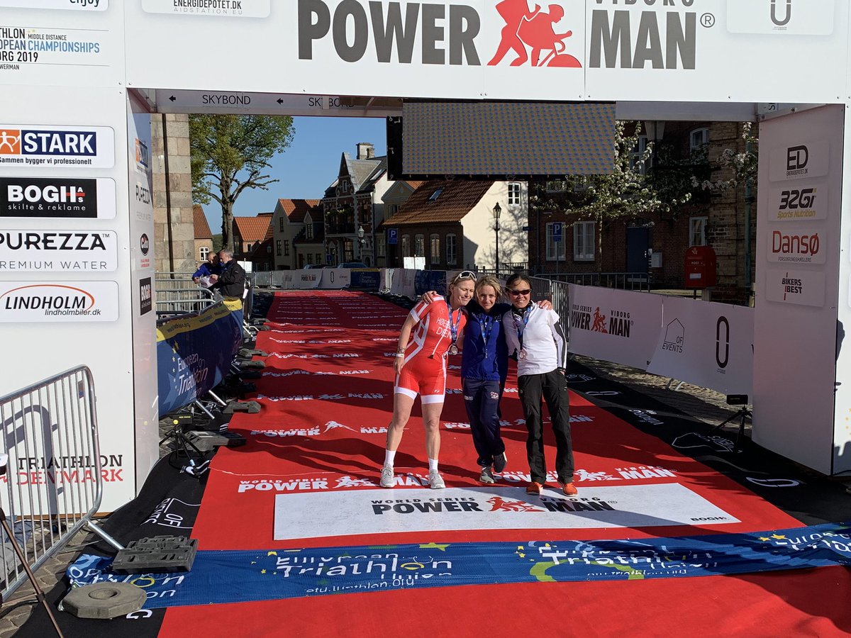 Hester Scotton (@proseccorunner) on Twitter photo Wow! European Champion again! Hard fought race... came off the run in 1st by 4min, off the bike in 2nd by 5mins and ultimately won by 6 mins by keeping on plugging #middledistanceduaton #nevergiveup <a href="/CES_Sport/">CES Sport</a> <a href="/UkTriChat/">UKTriChat™️</a> <a href="/ETUtriathlon/">Europe Triathlon</a> <a href="/UKRunChat/">UKRunChat</a> <a href="/gllsf/">GLL Sport Foundation</a> @GSBTrust <a href="/BritishCycling/">British Cycling</a> Wow! European Champion again! Hard fought race... came off the run in 1st by 4min, off the bike in 2nd by 5mins and ultimately won by 6 mins by keeping on plugging #middledistanceduaton #nevergiveup <a href="/CES_Sport/">CES Sport</a> <a href="/UkTriChat/">UKTriChat™️</a> <a href="/ETUtriathlon/">Europe Triathlon</a> <a href="/UKRunChat/">UKRunChat</a> <a href="/gllsf/">GLL Sport Foundation</a> @GSBTrust <a href="/BritishCycling/">British Cycling</a>