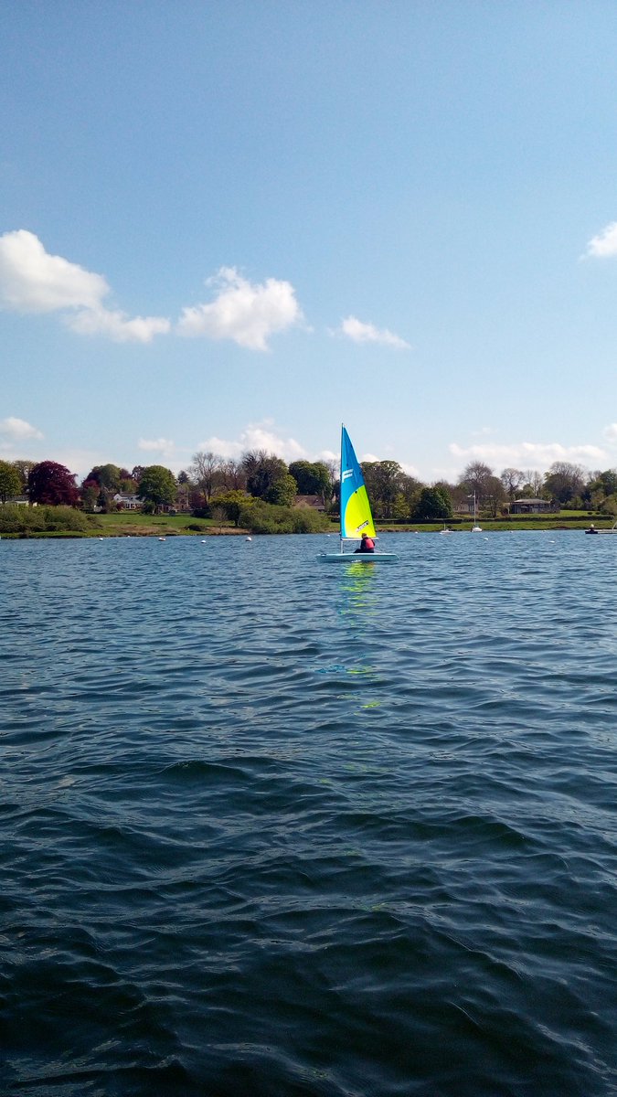 rutsailschool's tweet photo. Saturday social sailing today https://t.co/wZAc3KnSOt