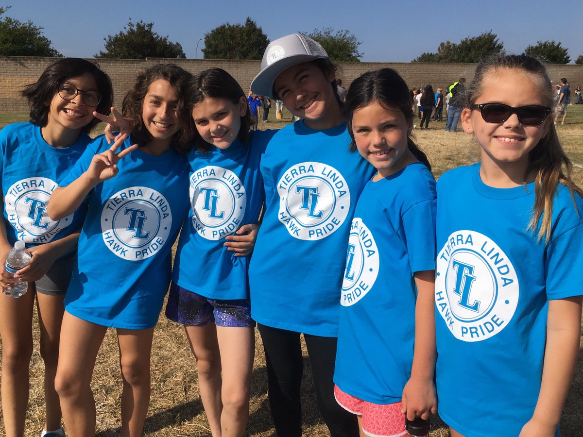 TLSHawks's tweet photo. Track Team! Wishing all participants at the Camarillo Rotary Hap Rapp Memorial Track Meet a wonderful day! Big thanks to our parent volunteers and Mrs. Seth-Hunter for organizing and preparing our team. Go Hawks! #PVProud #TeamHawk https://t.co/1aHDJ43FuH