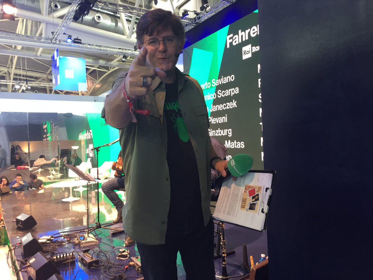 peirolero's tweet photo. #saloneInternazionaledellibro #SalTo19 #fatichebelle #incontribelli #superfestival #animearabe #fahrenheit #fofi 👍😊 https://t.co/LJf4tODTQK