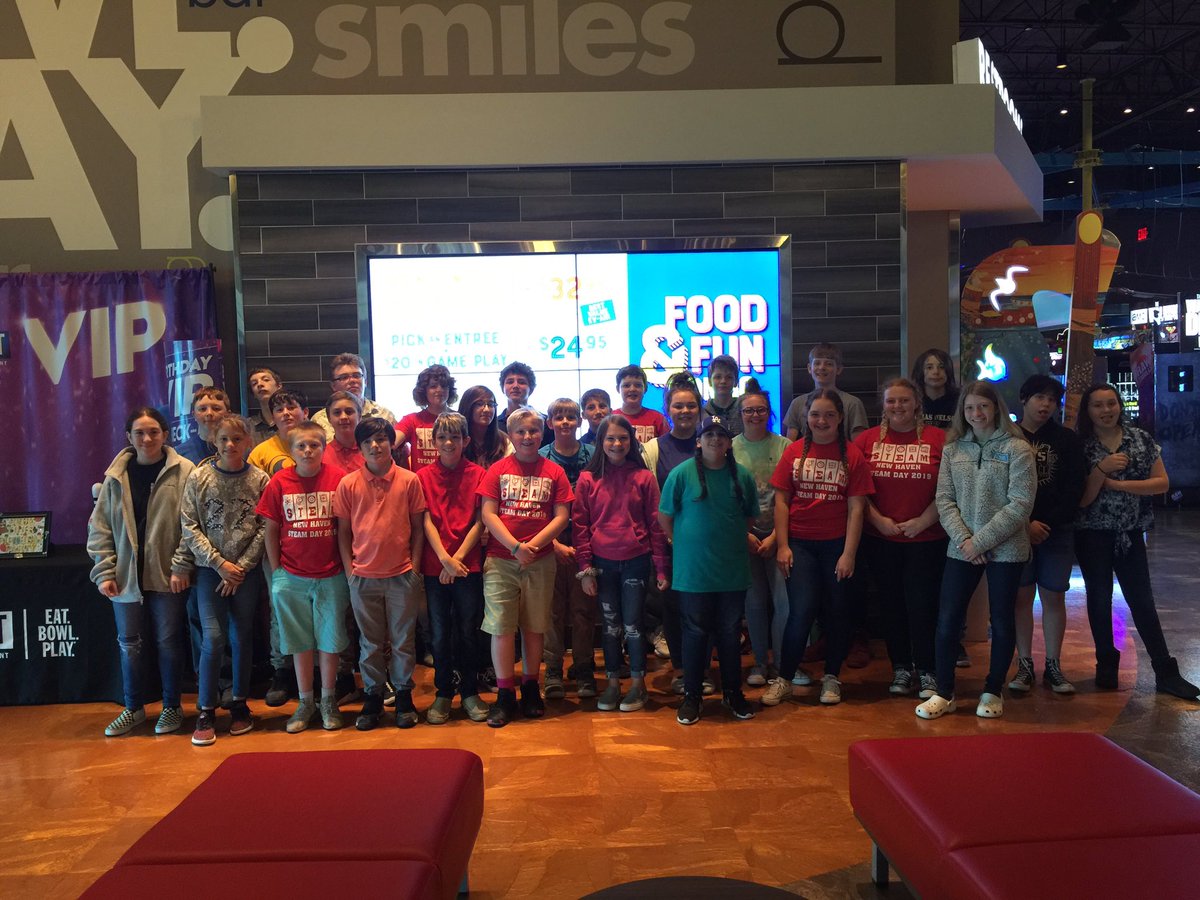 Amanda_Nokes's tweet photo. Guess who crashed early last night after an #NPossible day at Main Event with #AdamsHouse #MightyMustangs? I played some serious air hockey and rode the Typhoon with these guys and it wore me out. https://t.co/oUdM2CQg8d