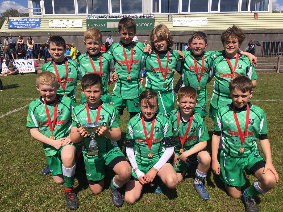 Ysgolion Caerfyrddin Dan 11 (@cfyrddindan11) on Twitter photo Enillwyr y Bowl yn saith bob ochr Cymru. Bowl winners at the District 7s π <a href="/DunvantRFC/">Dunvant Rugby Club</a> Enillwyr y Bowl yn saith bob ochr Cymru. Bowl winners at the District 7s π <a href="/DunvantRFC/">Dunvant Rugby Club</a>