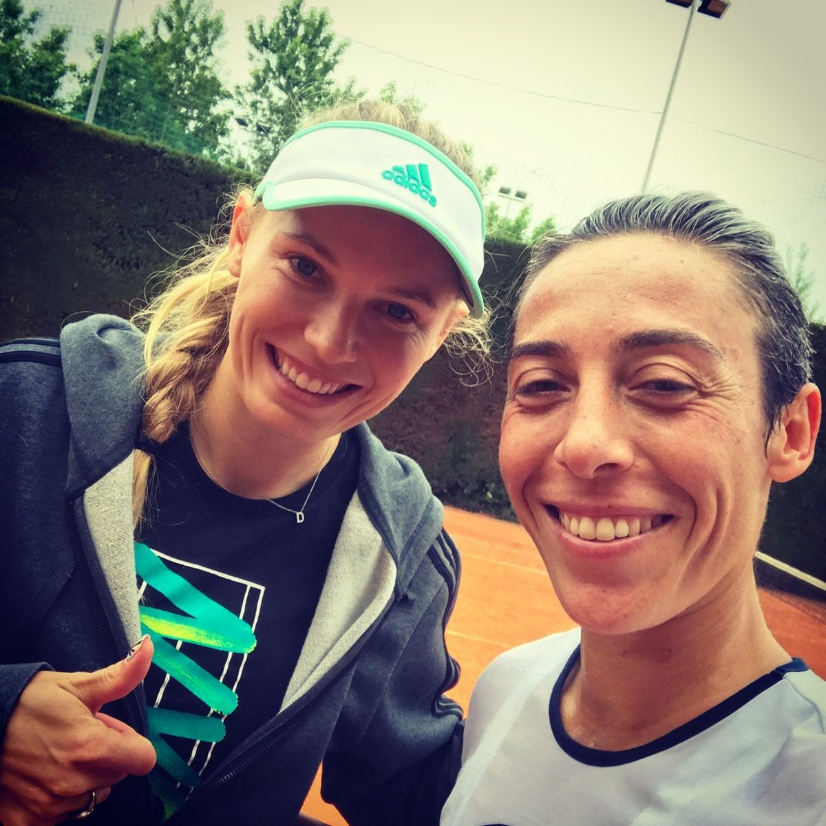 It is with great motivation and pleasure that I am collaborating with an athlete of the highest level. Former colleague with whom I now exchange ideas and advice to play at the best on this surface. #SchiavoChannel #Tennis #ibi19 #tennislife #WTA @WTA